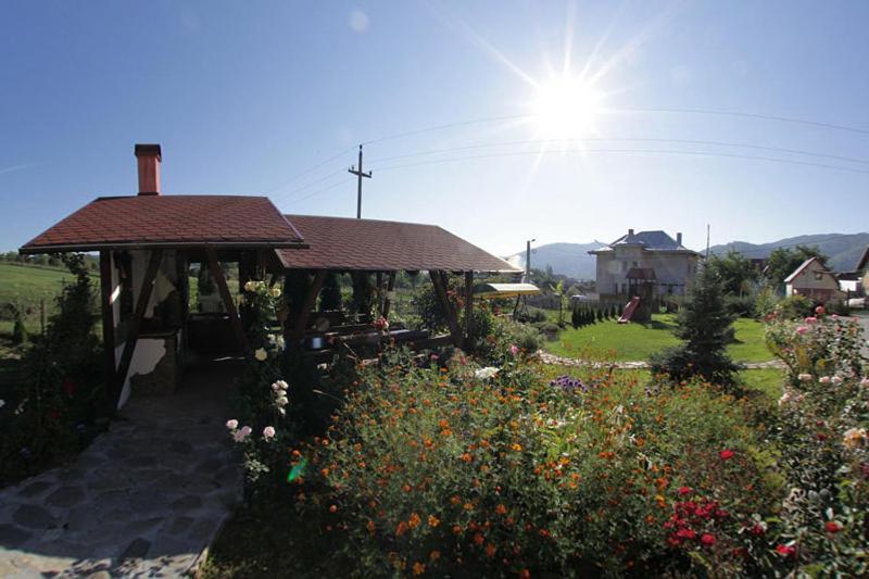 Pension Anastasia Гура-Гуморулуй Экстерьер фото